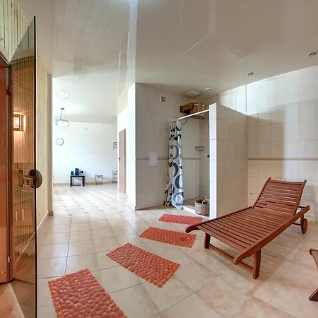 Ξενοδοχείο Skilandhouse 3*