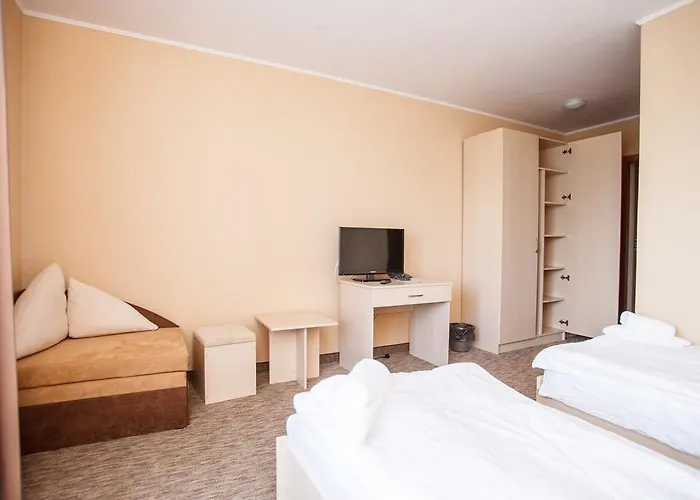 Skilandhouse Yablunytsia